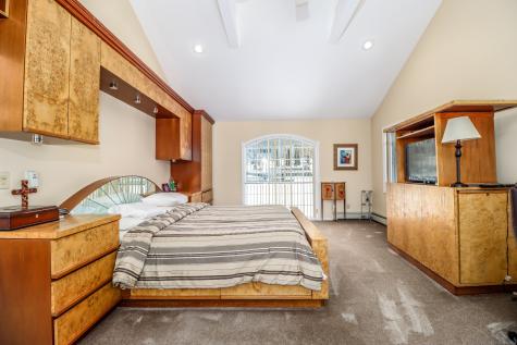 38 North Lake Shore Drive Brookfield CT 06804