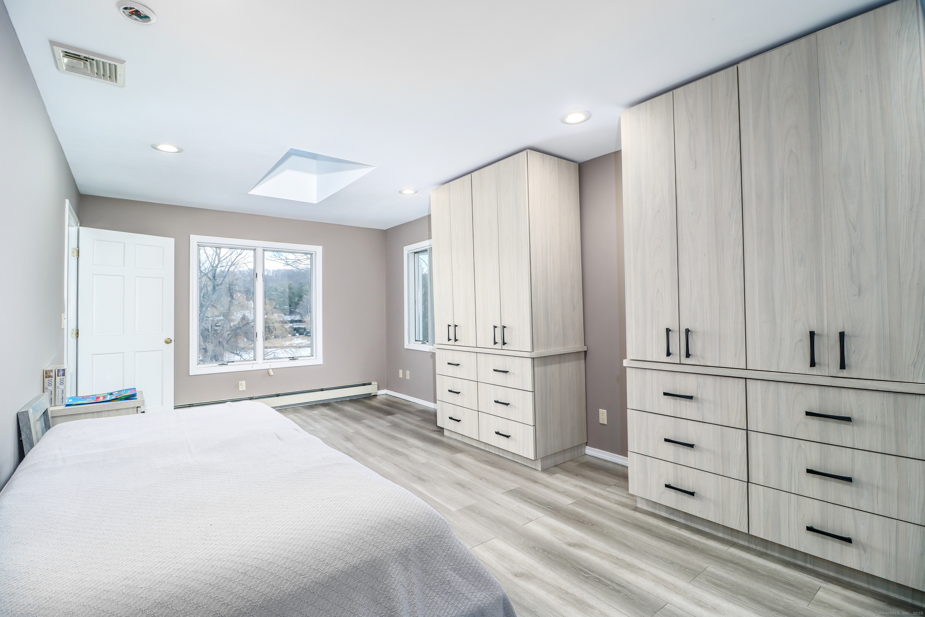 38 North Lake Shore Drive Brookfield CT 06804