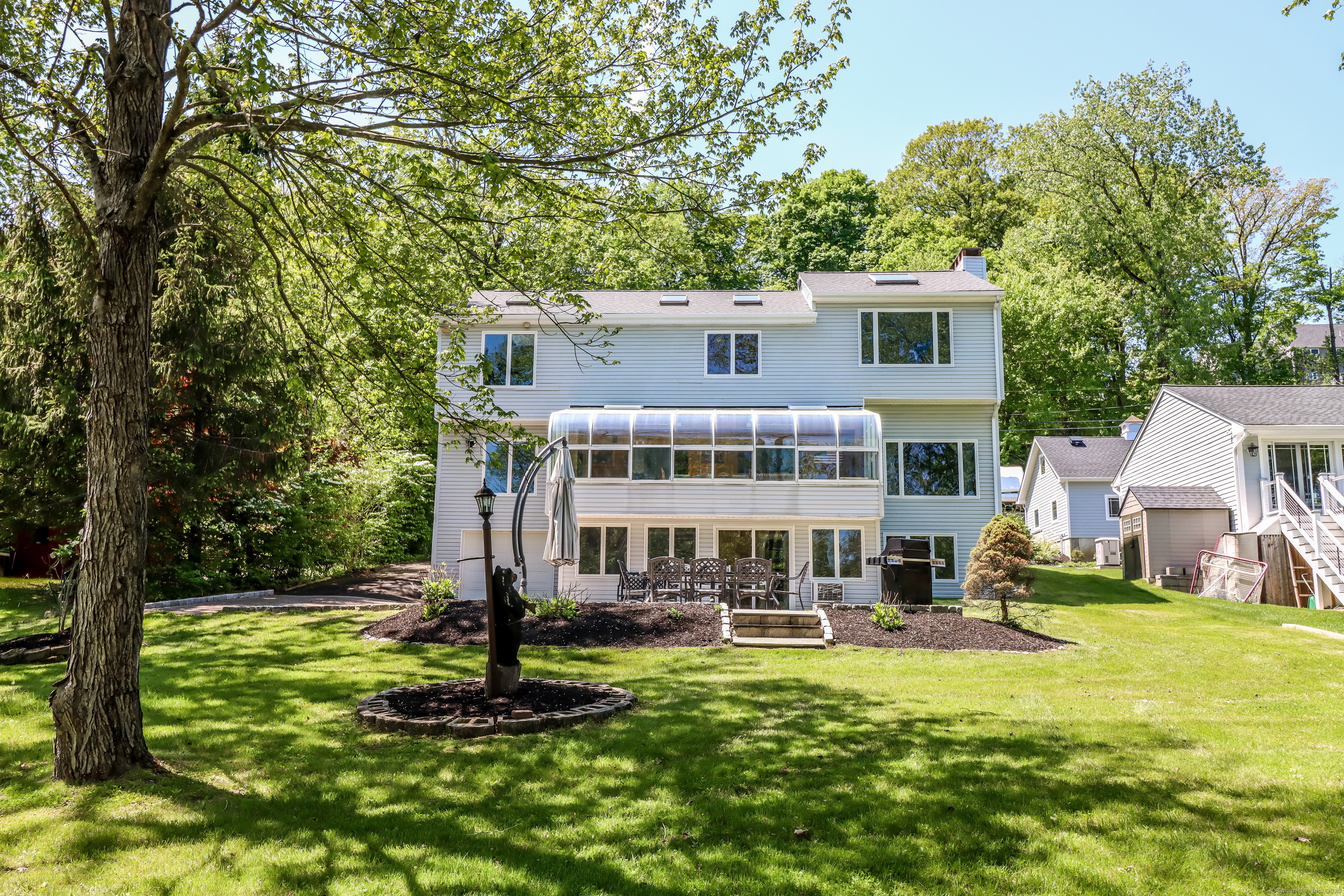 38 North Lake Shore Drive Brookfield CT 06804