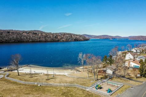 38 North Lake Shore Drive Brookfield CT 06804