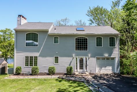 38 North Lake Shore Drive Brookfield CT 06804