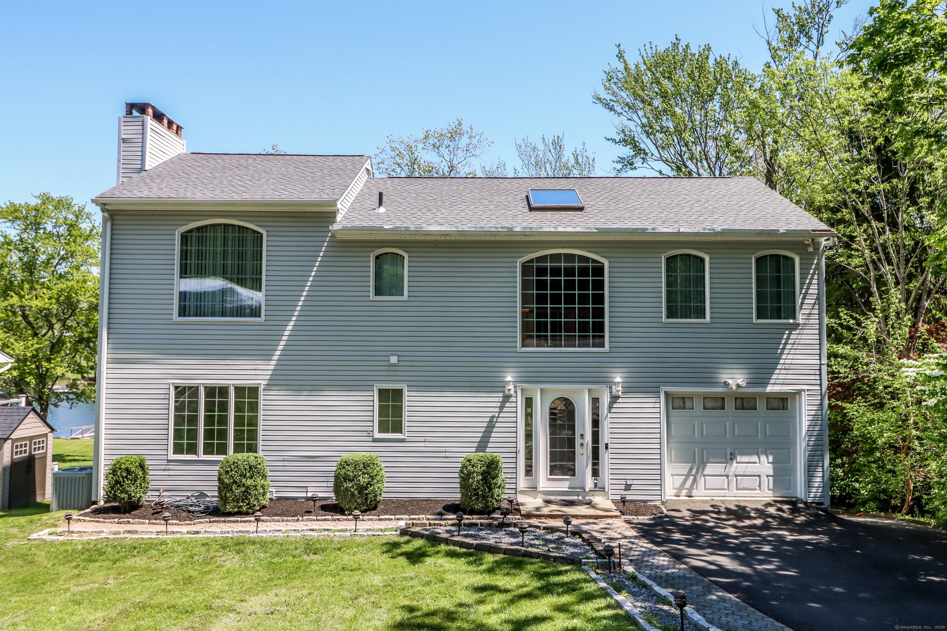 38 North Lake Shore Drive Brookfield CT 06804
