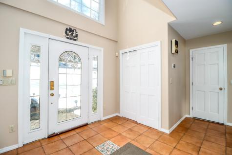 38 North Lake Shore Drive Brookfield CT 06804