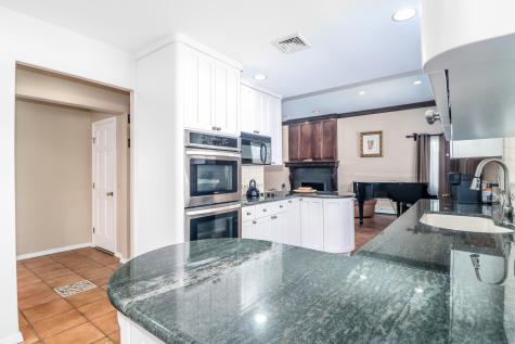 38 North Lake Shore Drive Brookfield CT 06804