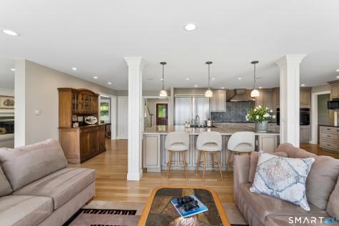 8 Horseshoe Ridge Road Newtown CT 06482