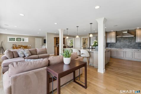 8 Horseshoe Ridge Road Newtown CT 06482