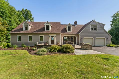 8 Horseshoe Ridge Road Newtown CT 06482