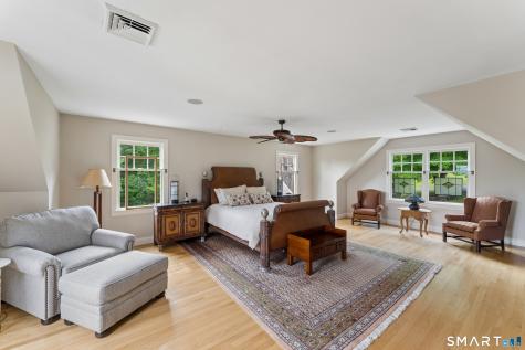 8 Horseshoe Ridge Road Newtown CT 06482
