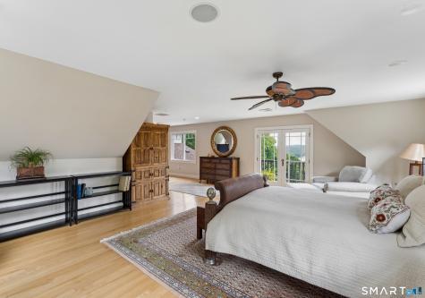 8 Horseshoe Ridge Road Newtown CT 06482