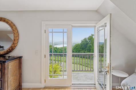 8 Horseshoe Ridge Road Newtown CT 06482