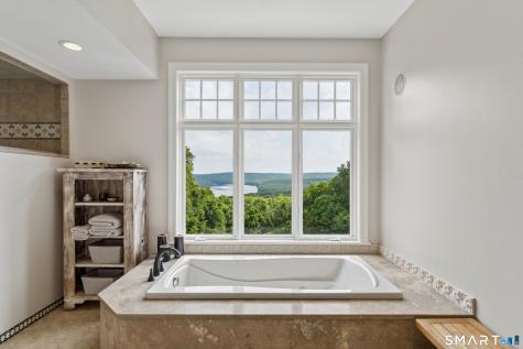 8 Horseshoe Ridge Road Newtown CT 06482