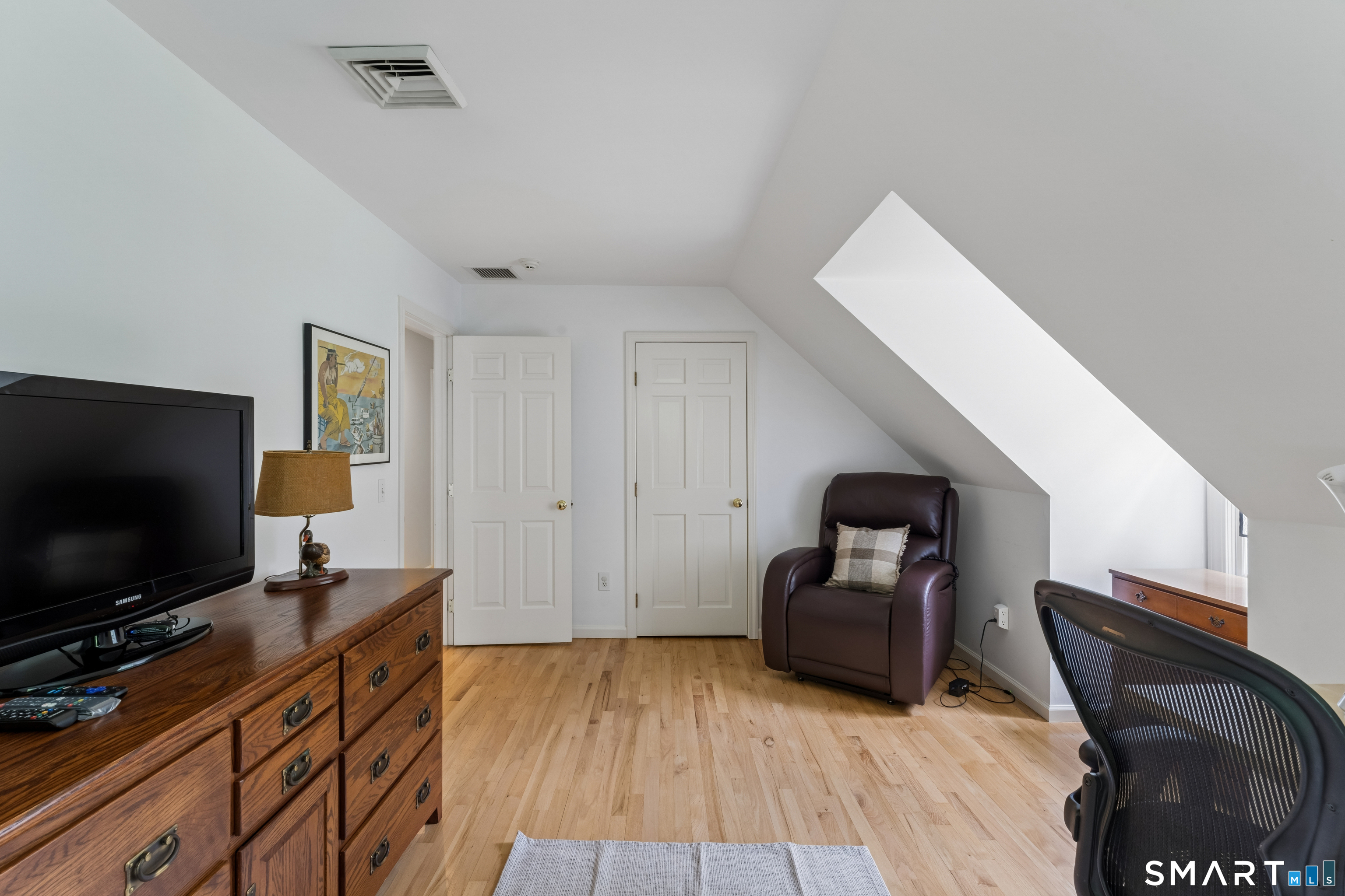 8 Horseshoe Ridge Road Newtown CT 06482