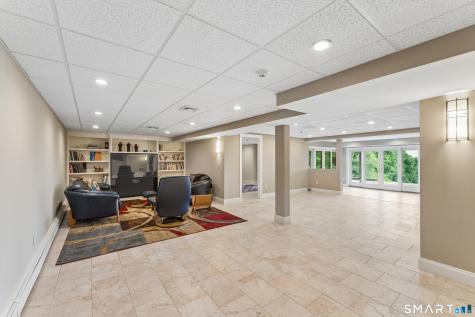 8 Horseshoe Ridge Road Newtown CT 06482