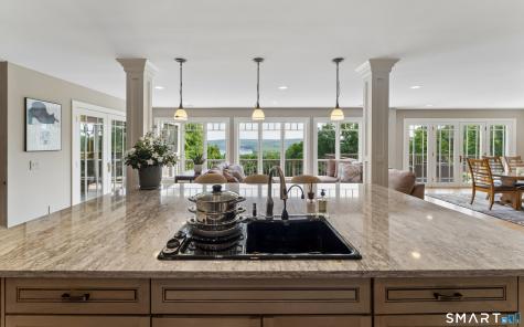 8 Horseshoe Ridge Road Newtown CT 06482