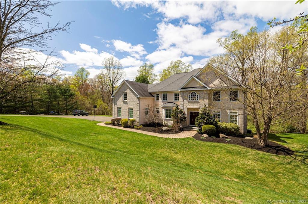 123 Aspen Lane Trumbull CT 06611