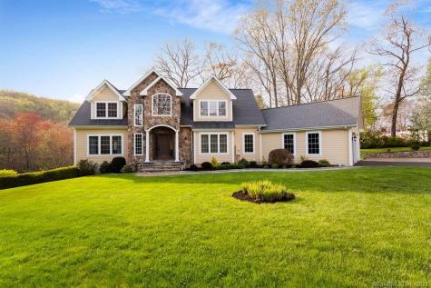 34 Laura Drive Danbury CT 06811