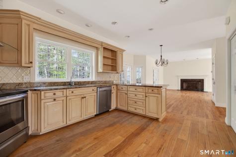 27 Birch Mill Trail Essex CT 06426