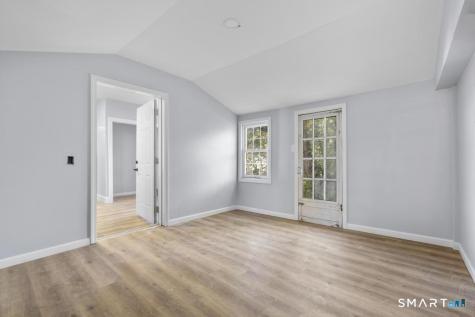 6 Lee Avenue Norwich CT 06360