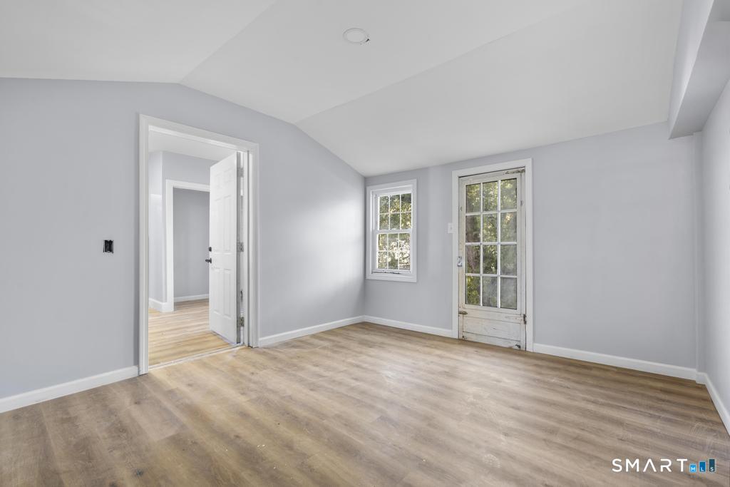 6 Lee Avenue Norwich CT 06360