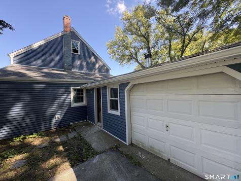 6 Lee Avenue Norwich CT 06360