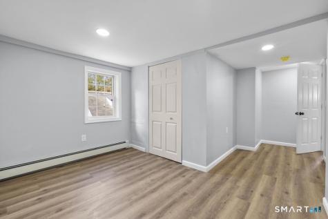 6 Lee Avenue Norwich CT 06360