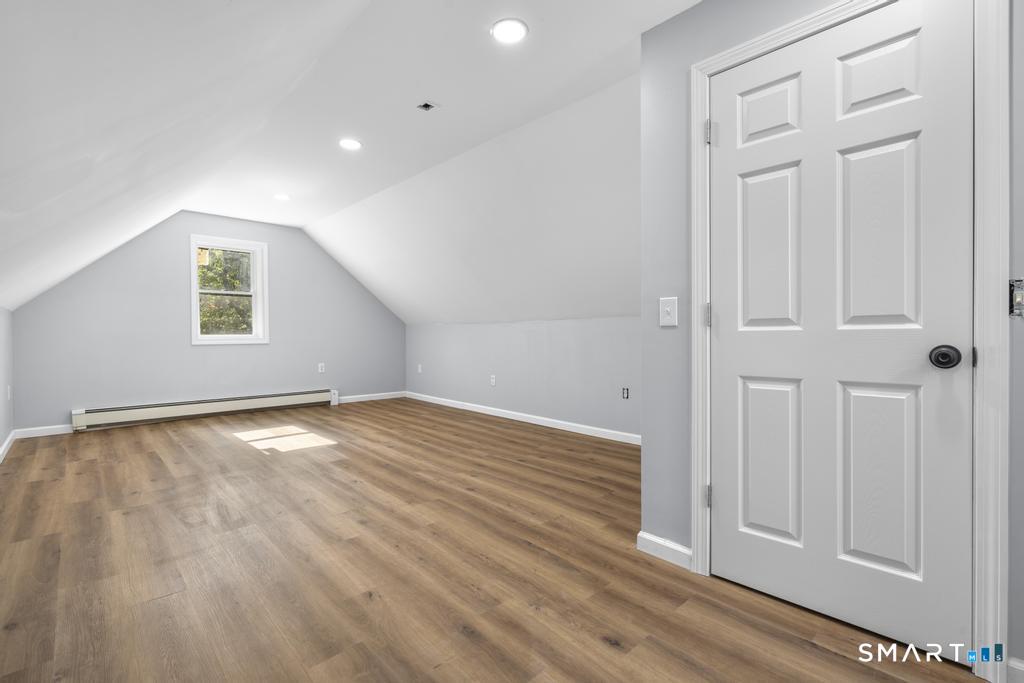 6 Lee Avenue Norwich CT 06360