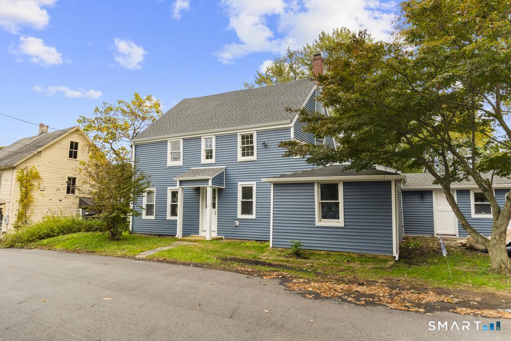 6 Lee Avenue Norwich CT 06360