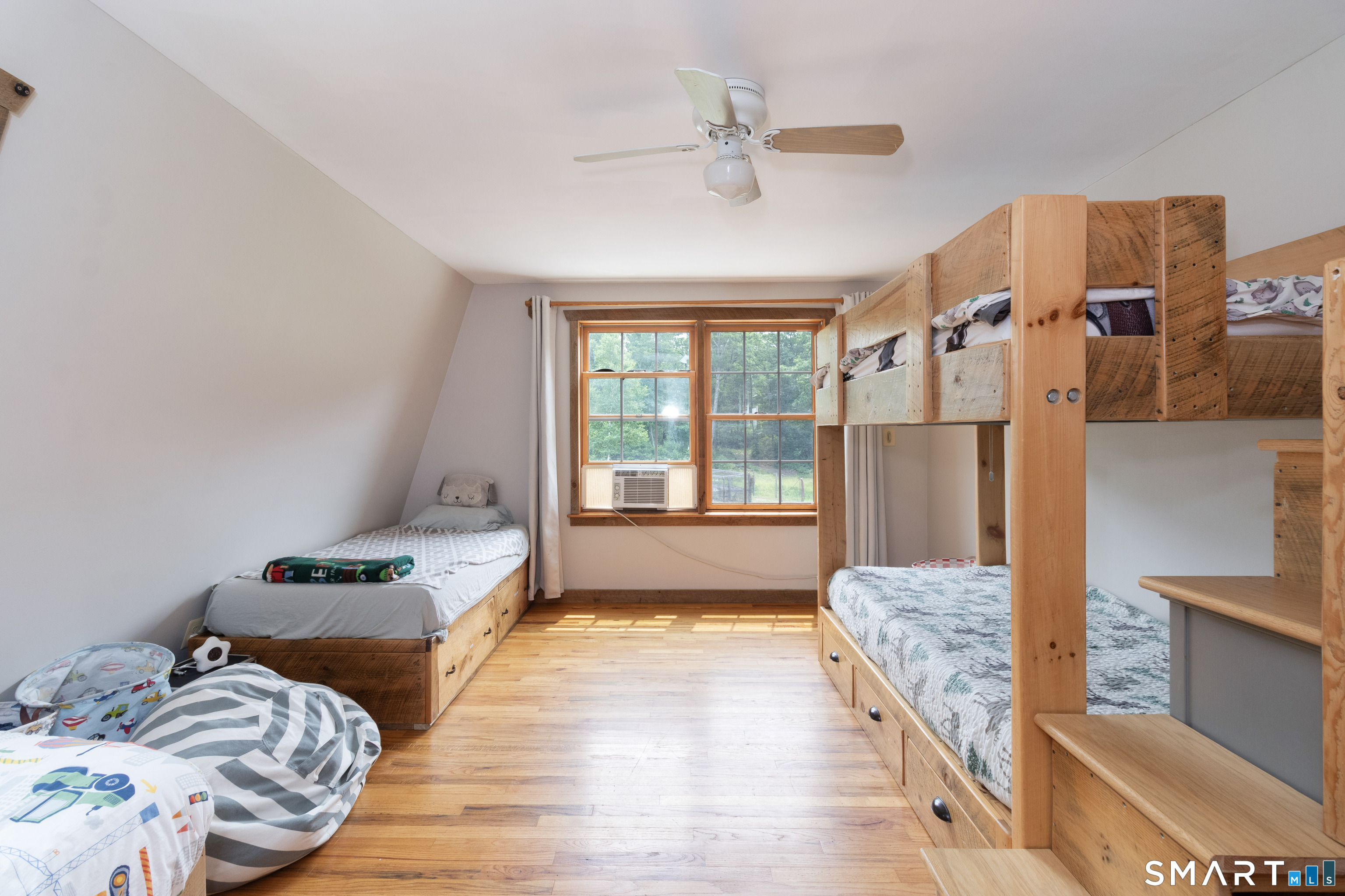13 Woodridge Drive Barkhamsted CT 06063