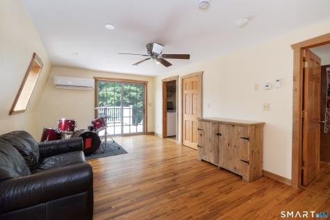 13 Woodridge Drive Barkhamsted CT 06063