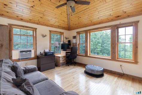 13 Woodridge Drive Barkhamsted CT 06063