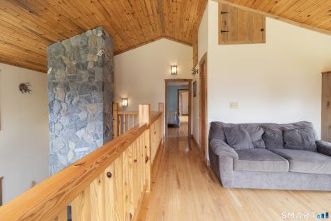13 Woodridge Drive Barkhamsted CT 06063