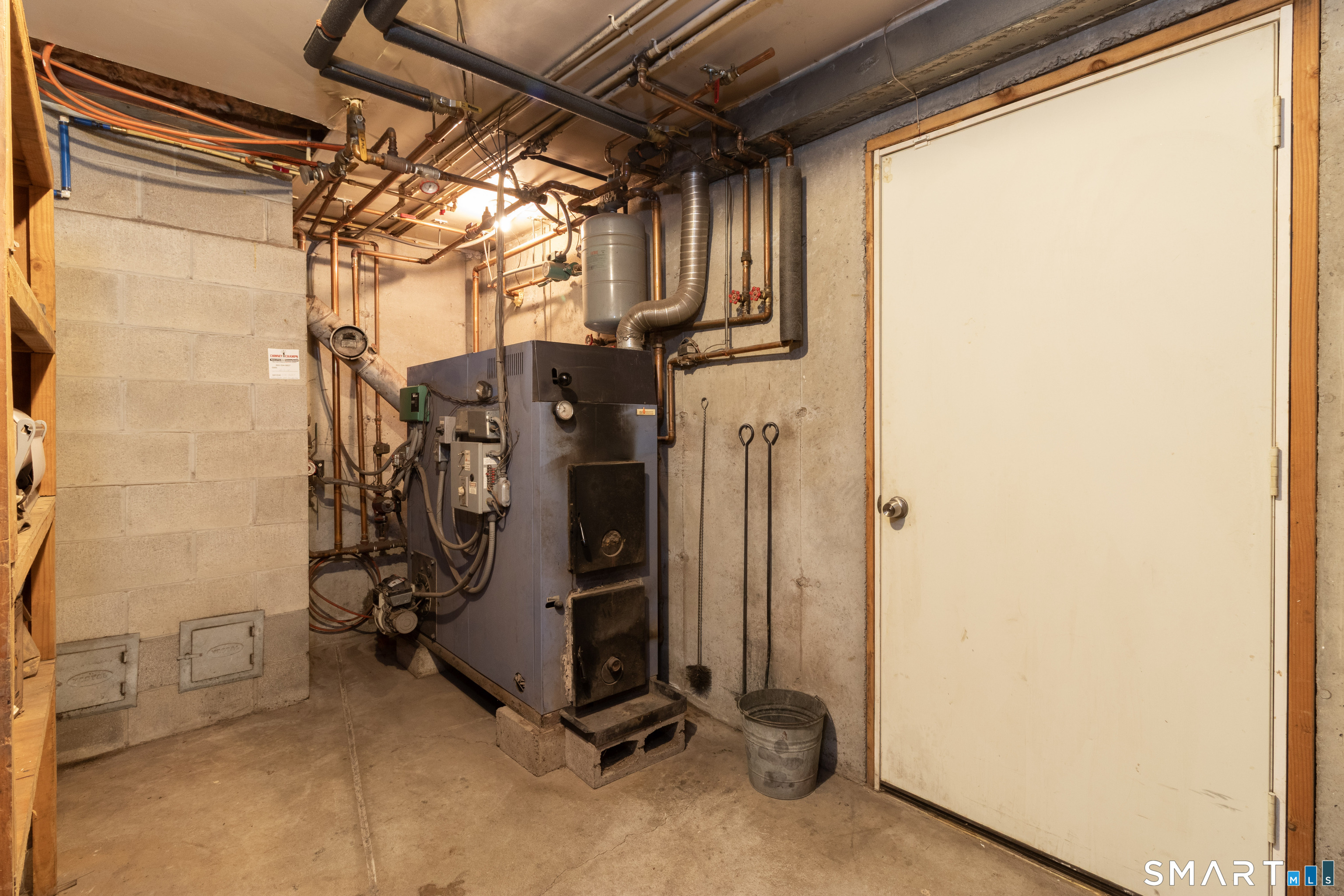 13 Woodridge Drive Barkhamsted CT 06063