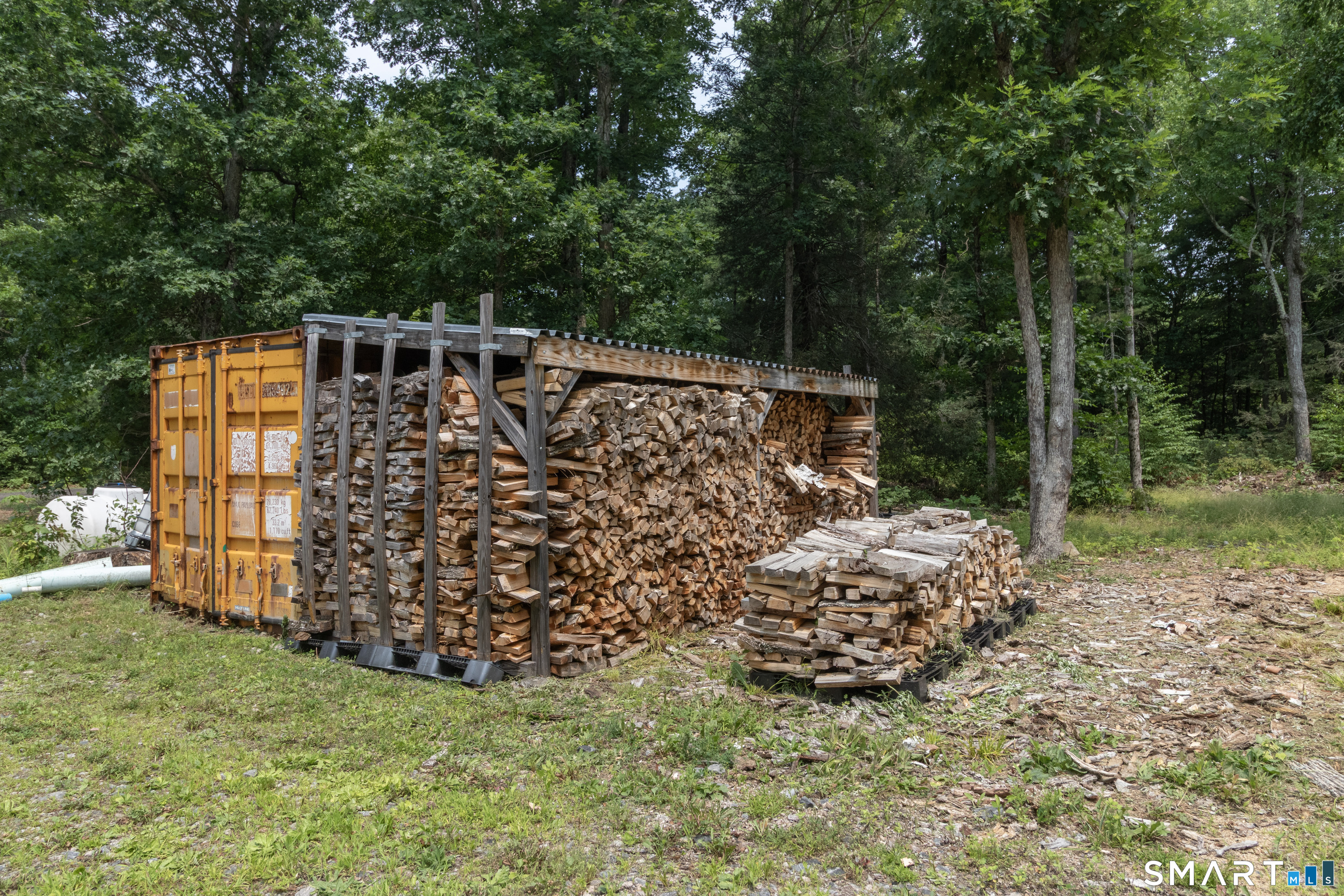 13 Woodridge Drive Barkhamsted CT 06063