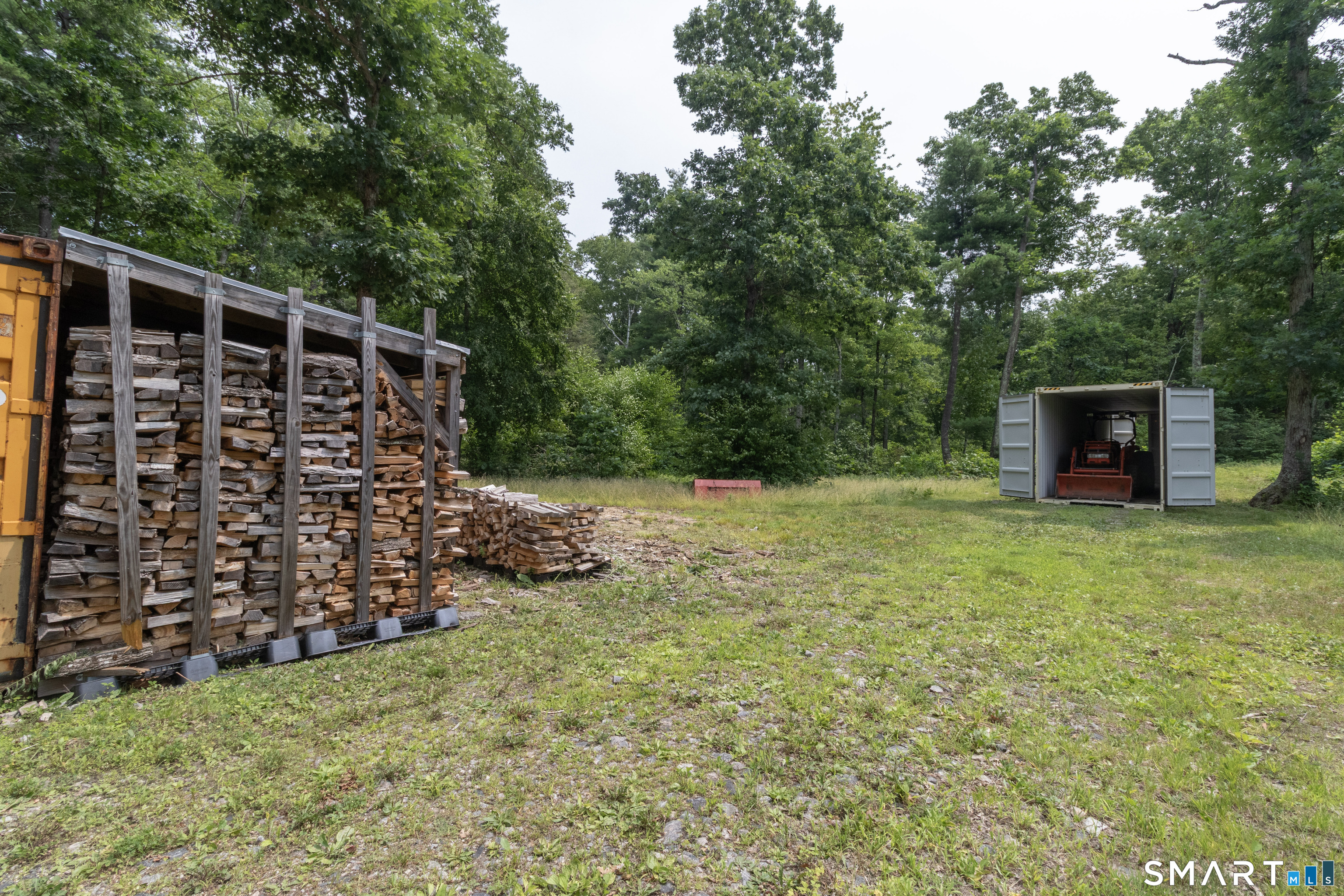 13 Woodridge Drive Barkhamsted CT 06063