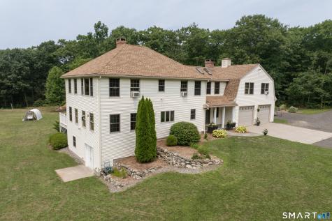 13 Woodridge Drive Barkhamsted CT 06063
