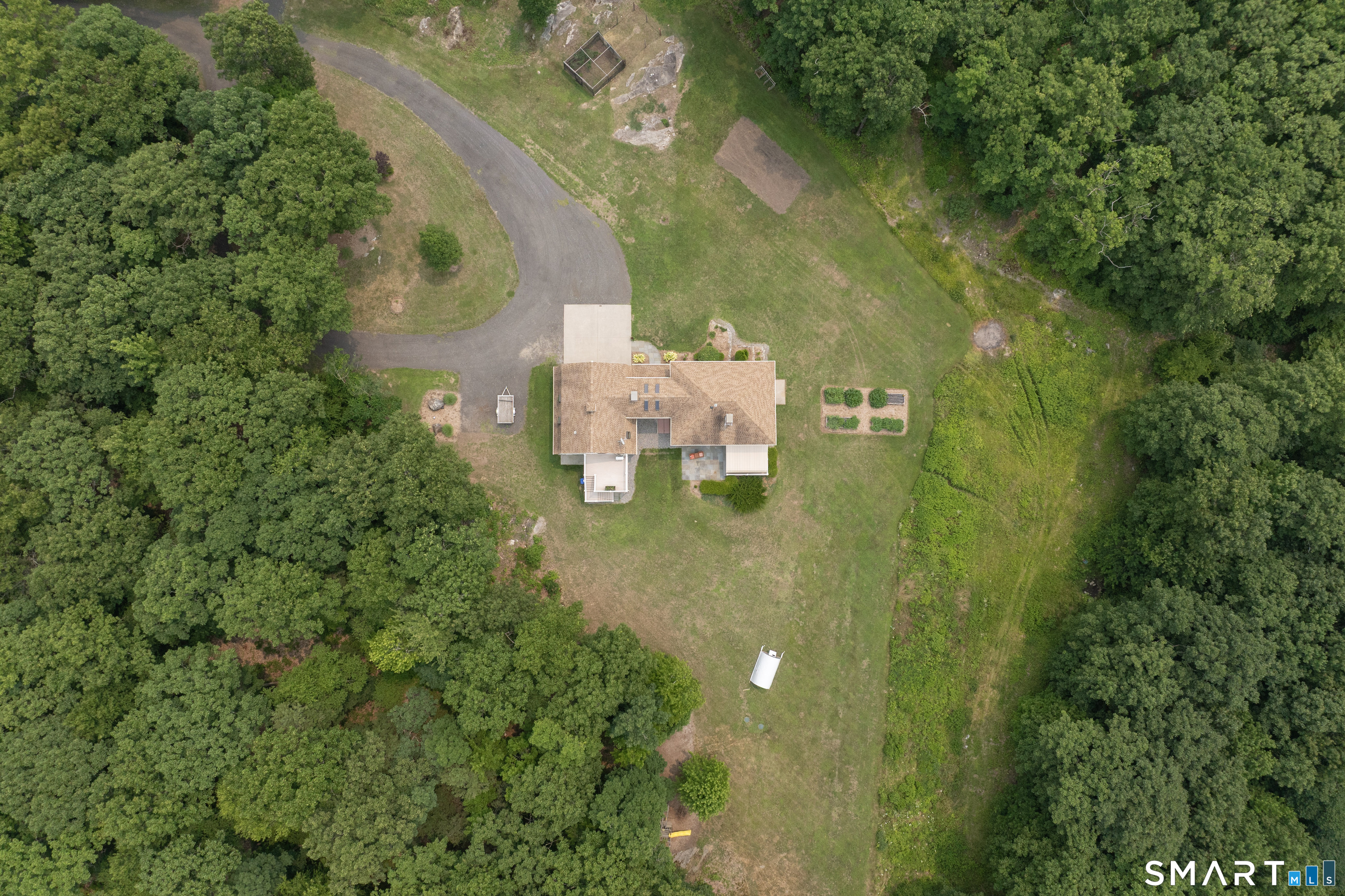13 Woodridge Drive Barkhamsted CT 06063