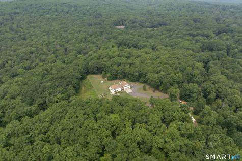 13 Woodridge Drive Barkhamsted CT 06063
