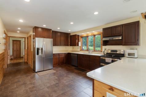 13 Woodridge Drive Barkhamsted CT 06063