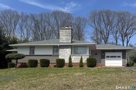 90 Larchmont Avenue Waterbury CT 06708