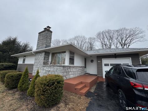 90 Larchmont Avenue Waterbury CT 06708