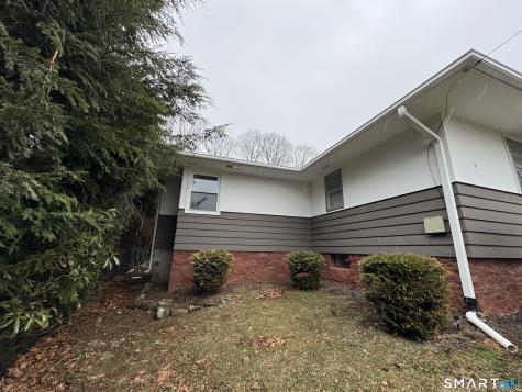 90 Larchmont Avenue Waterbury CT 06708