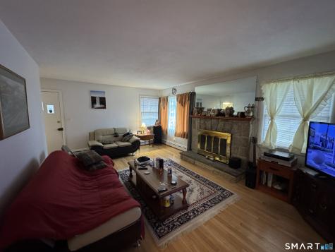90 Larchmont Avenue Waterbury CT 06708