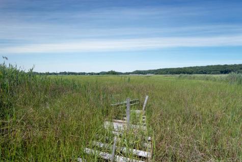 102 Vista Drive East Haven CT 06512