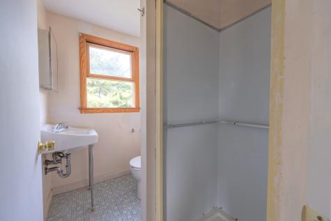 102 Vista Drive East Haven CT 06512