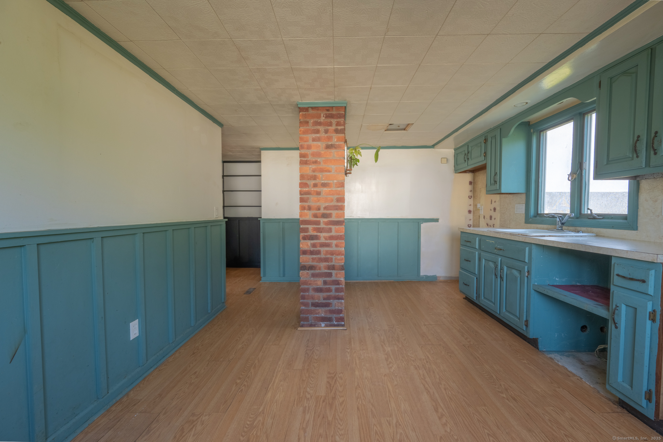 102 Vista Drive East Haven CT 06512