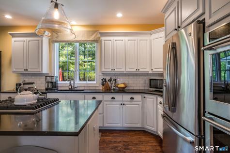 170 Devonshire Lane Madison CT 06443