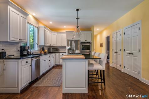 170 Devonshire Lane Madison CT 06443