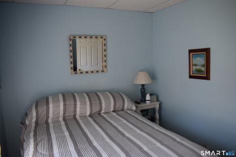 10 Hartford Avenue Old Lyme CT 06371