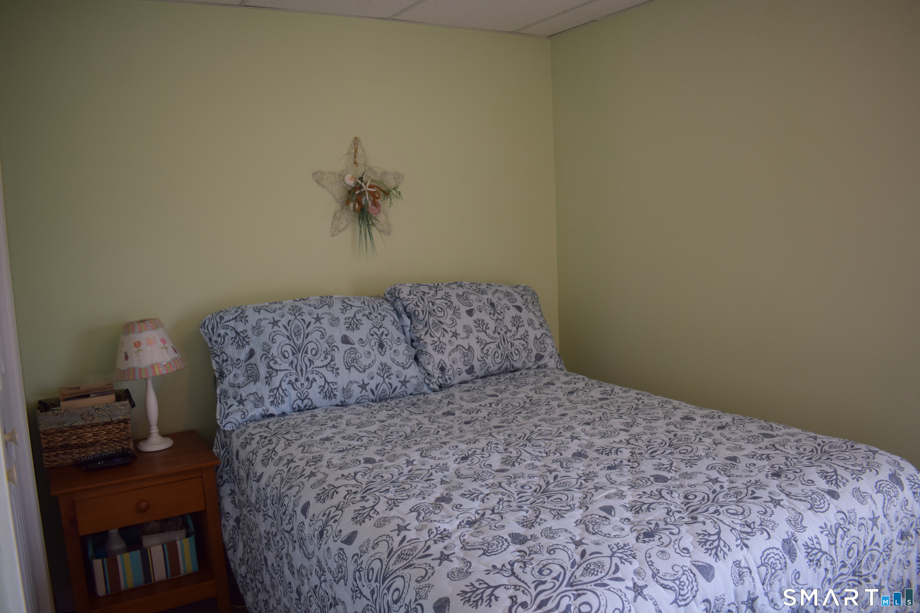 10 Hartford Avenue Old Lyme CT 06371