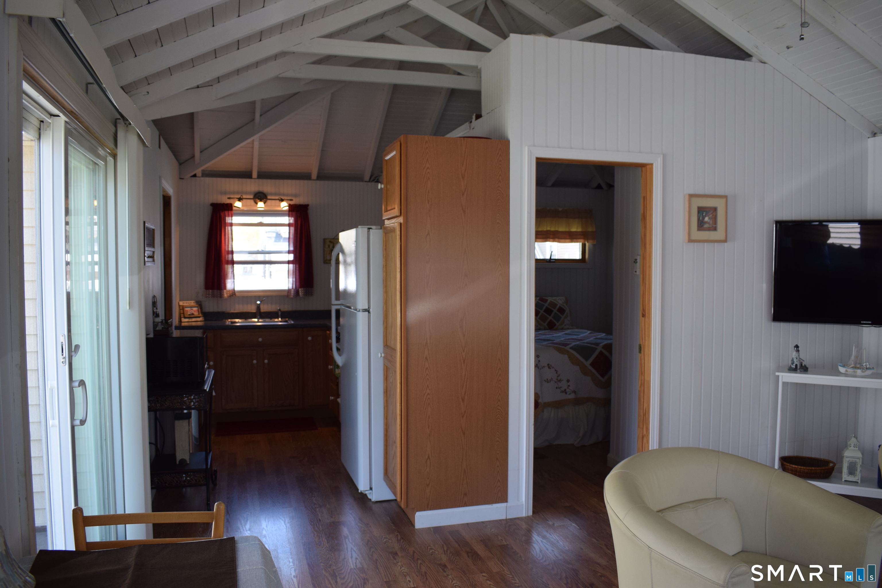 10 Hartford Avenue Old Lyme CT 06371